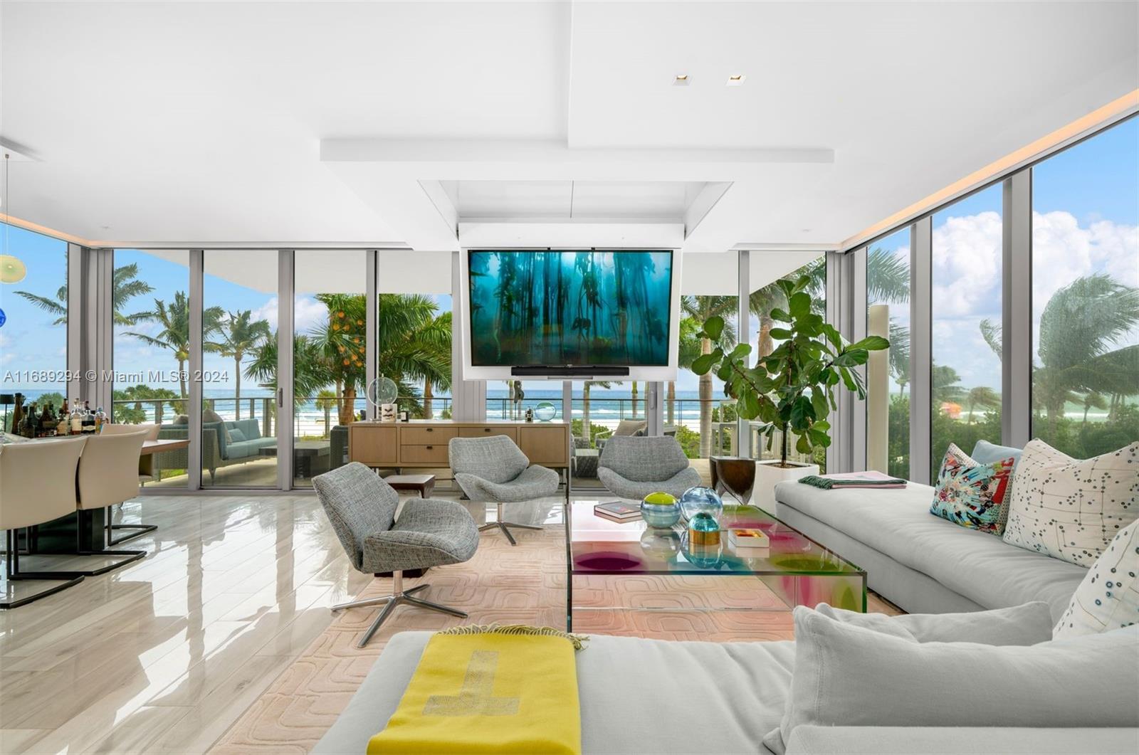 3651 Collins Ave 300