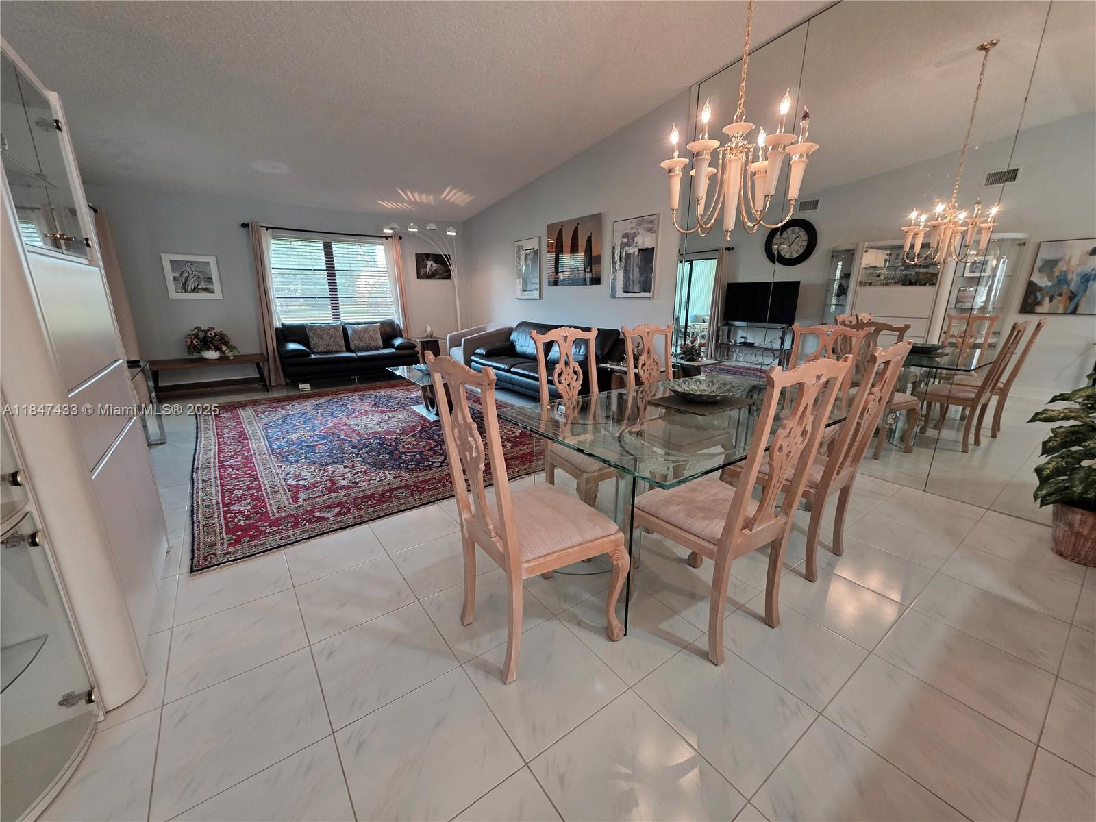 HUNTINGTON POINTE - Residential