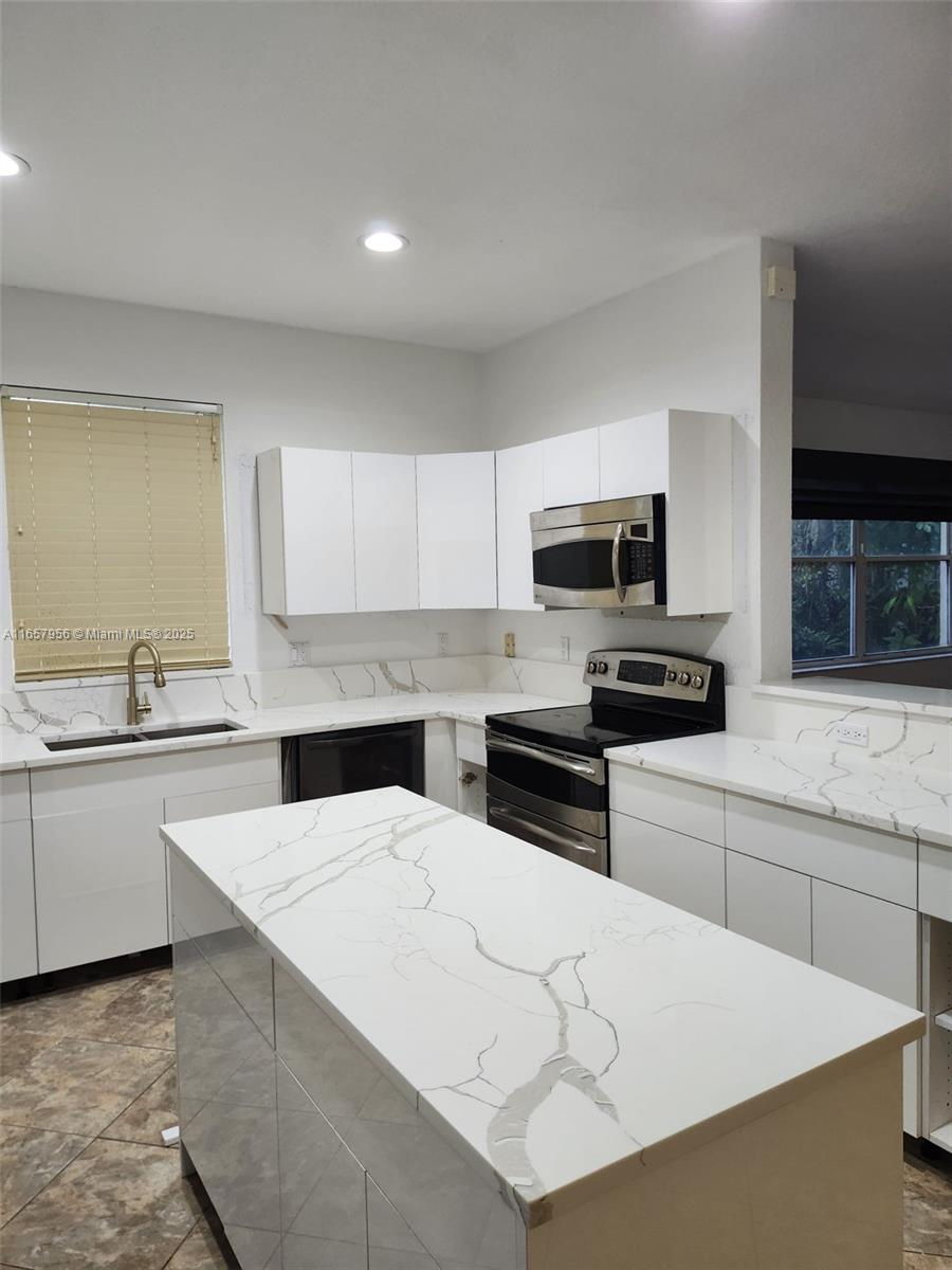 SONATA AT MISSION BAY - Residential