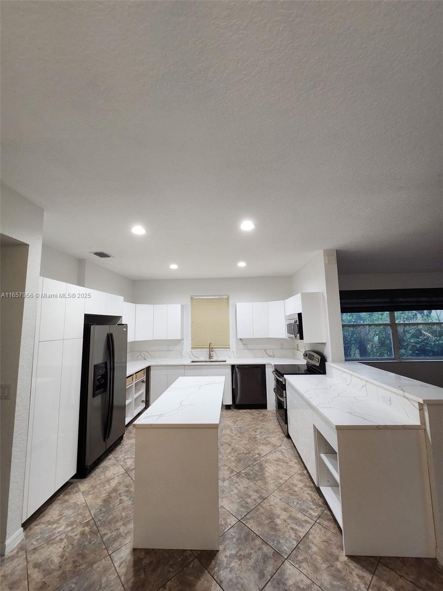 SONATA AT MISSION BAY - Residential