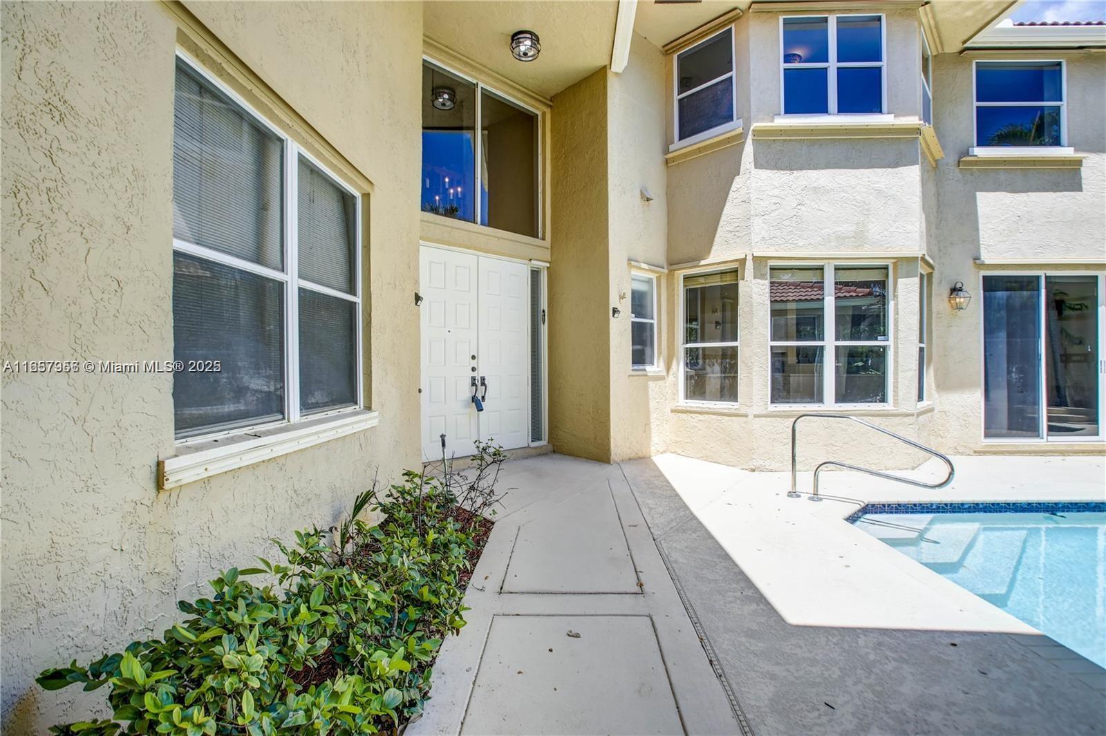 SONATA AT MISSION BAY - Residential