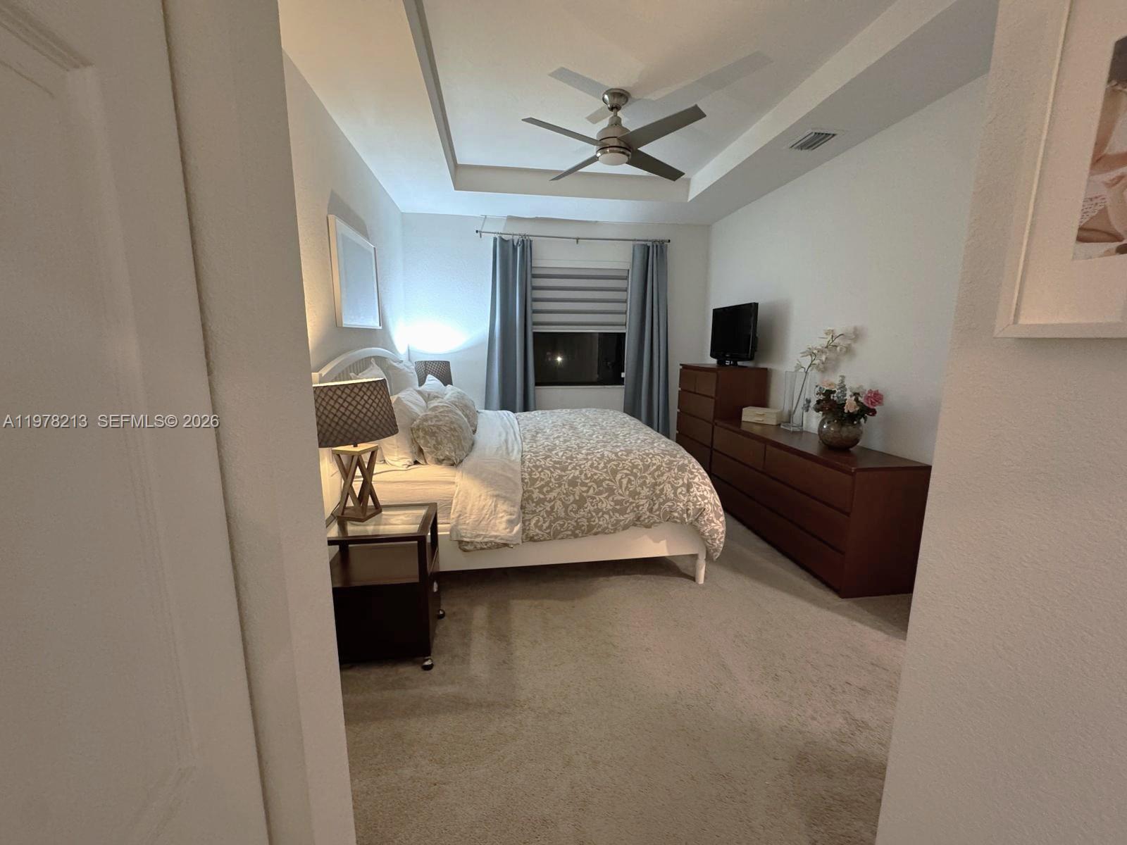 ENCLAVE SOUTH PHASE 1 - Residential