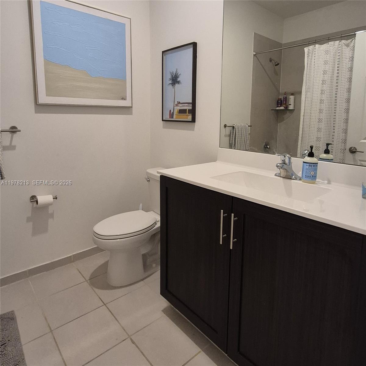 ENCLAVE SOUTH PHASE 1 - Residential