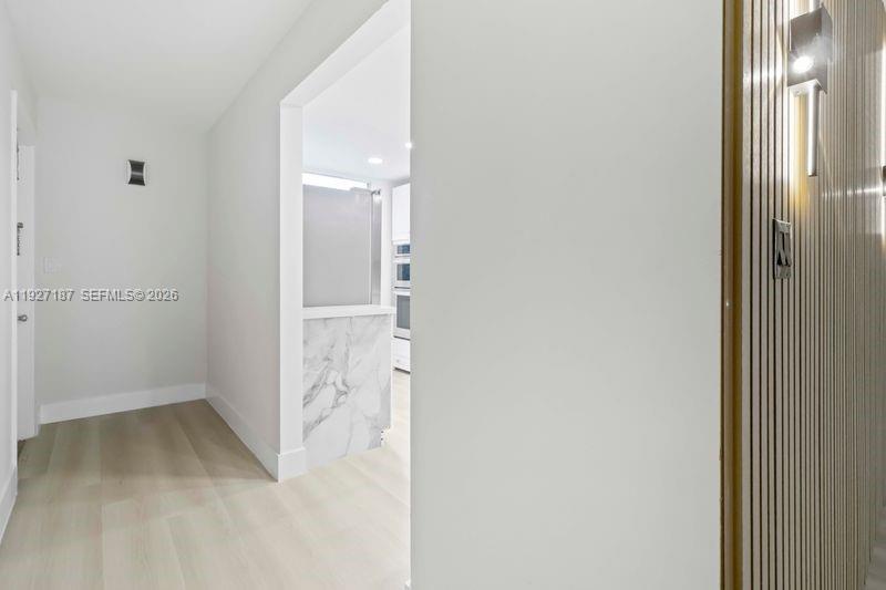 ELEUTHERA VILLAGE E CONDO - Residential