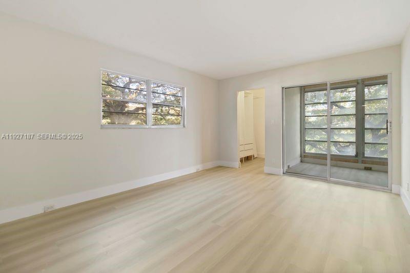 ELEUTHERA VILLAGE E CONDO - Residential