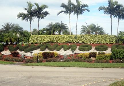 ELEUTHERA VILLAGE E CONDO - Residential