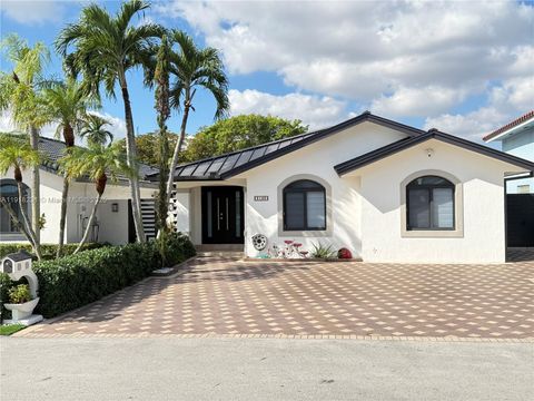 2146 SW 103rd Pl Miami FL 33165
