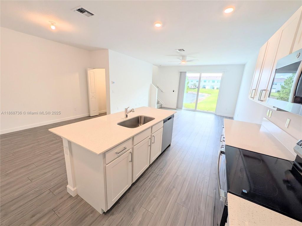 Photo of 542 SE Rivergrass St #0, Port St Lucie, FL 34984 (MLS # A11868736)