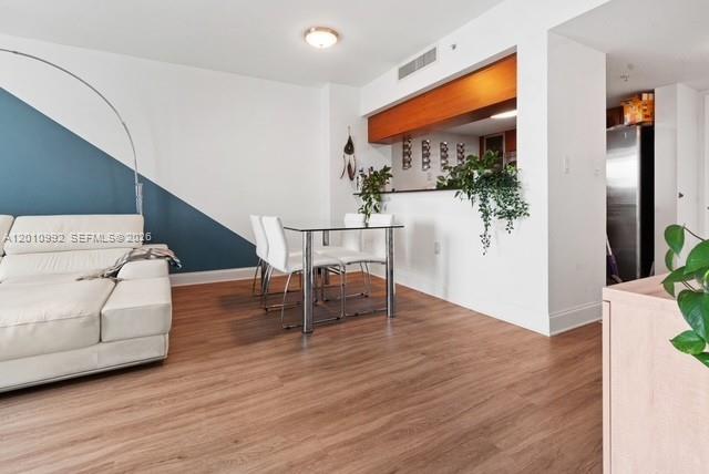 1800 CLUB CONDO - Residential