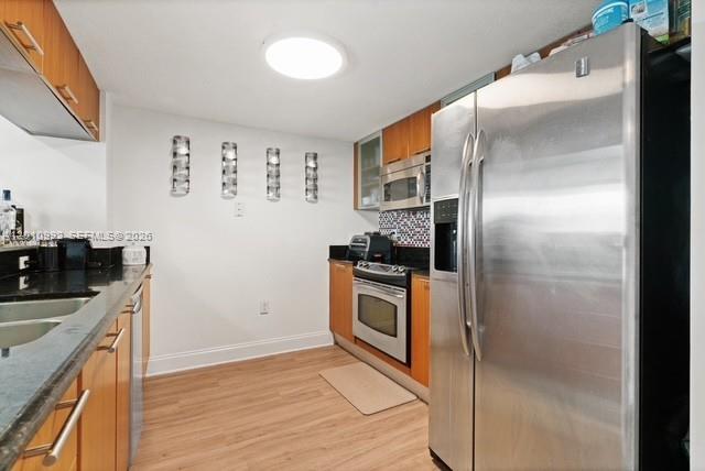 1800 CLUB CONDO - Residential