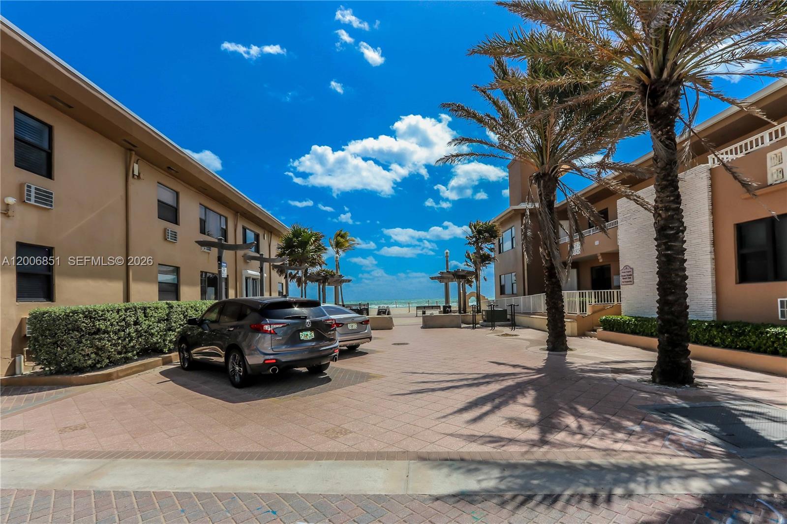 OCEAN GRANDE BEACH CLUB C - Residential