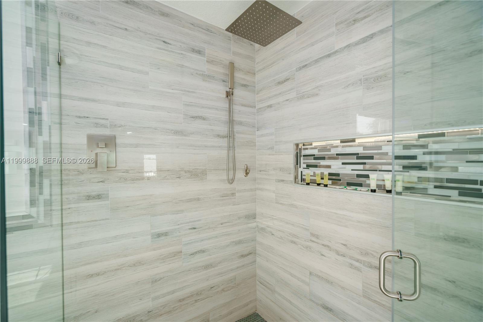 RIVERSIDE HARBOUR SUBDIVI - Residential