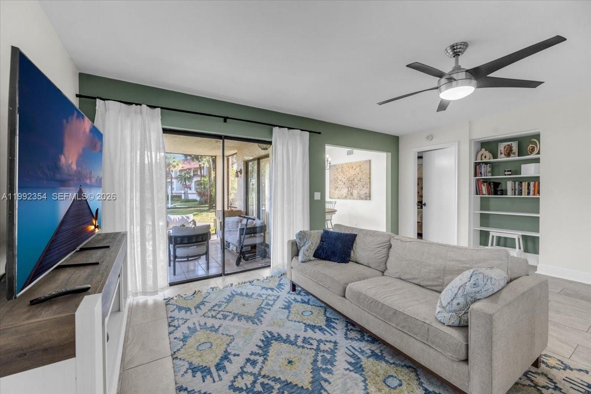 LINCOLN SQUARE CONDO - Residential