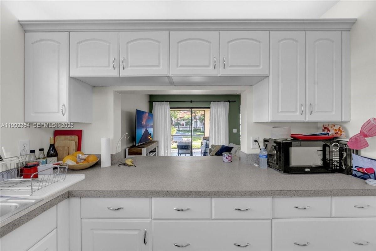 LINCOLN SQUARE CONDO - Residential