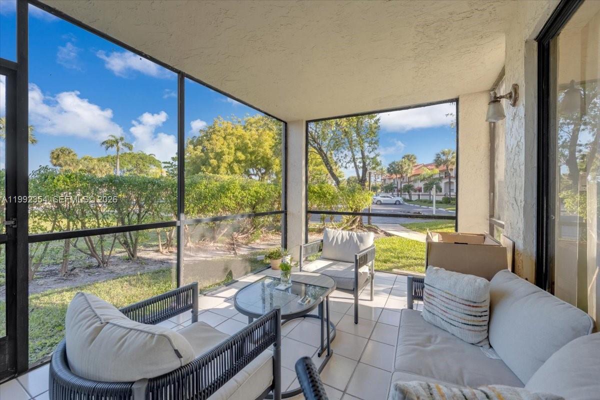 LINCOLN SQUARE CONDO - Residential