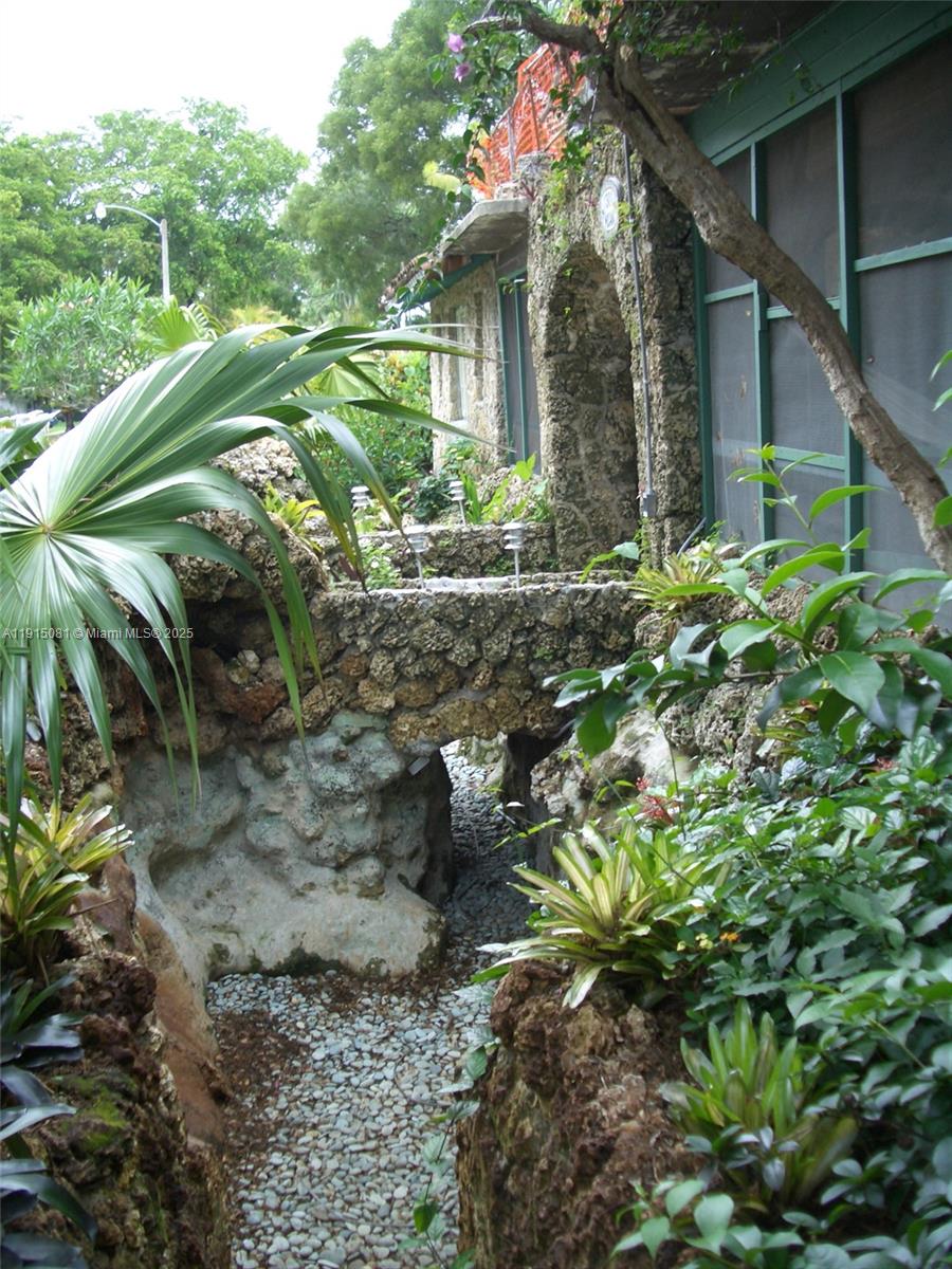 GRANADA - Residential