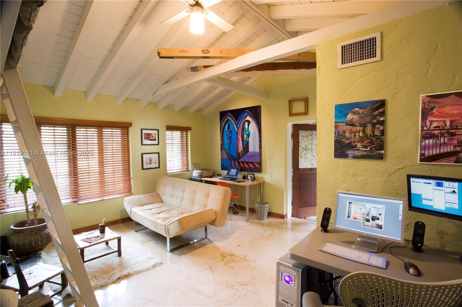 GRANADA - Residential