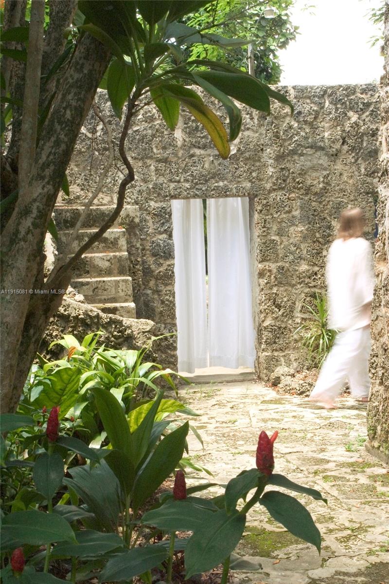 GRANADA - Residential