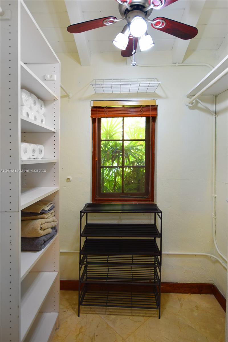 GRANADA - Residential