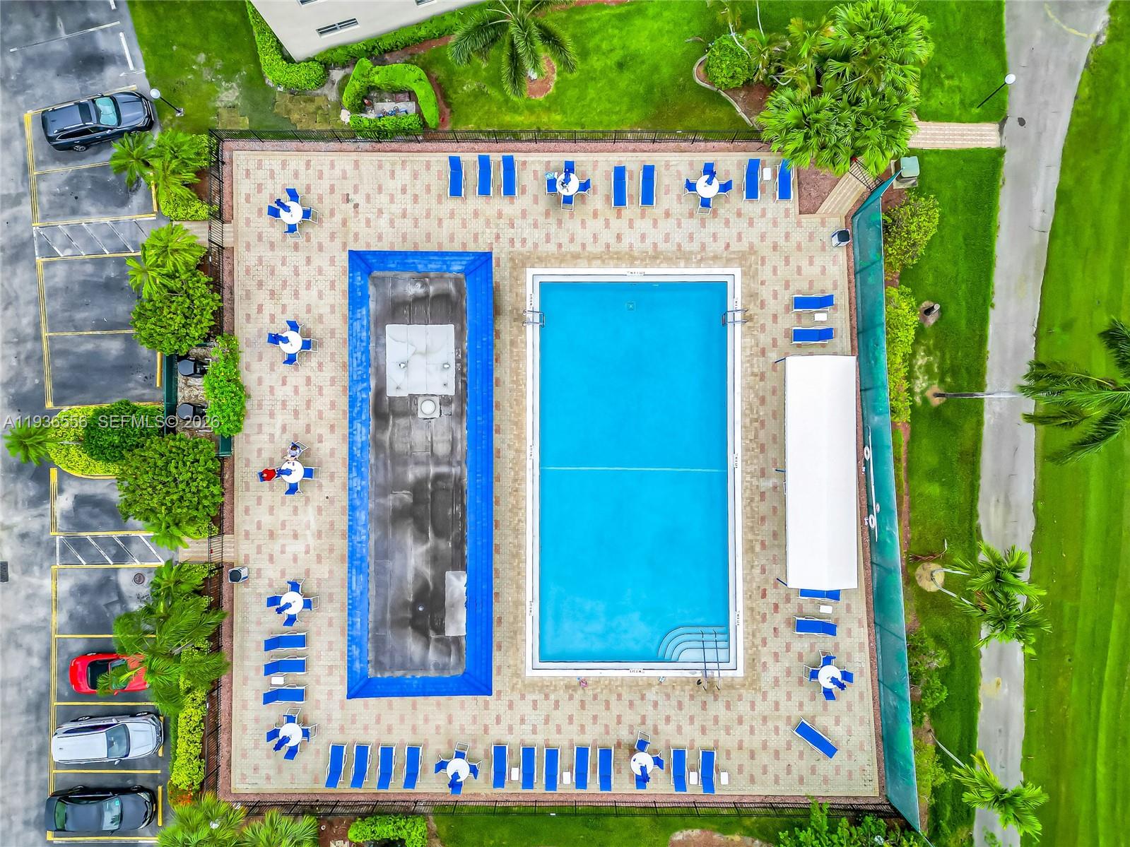 PORTOFINO VILLAGE 2-F CON - Residential