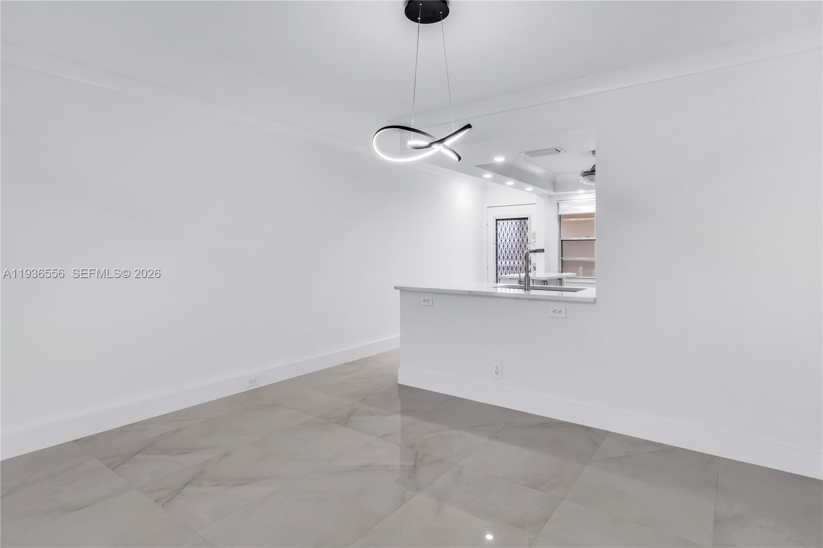 3204 Portofino Pt B4