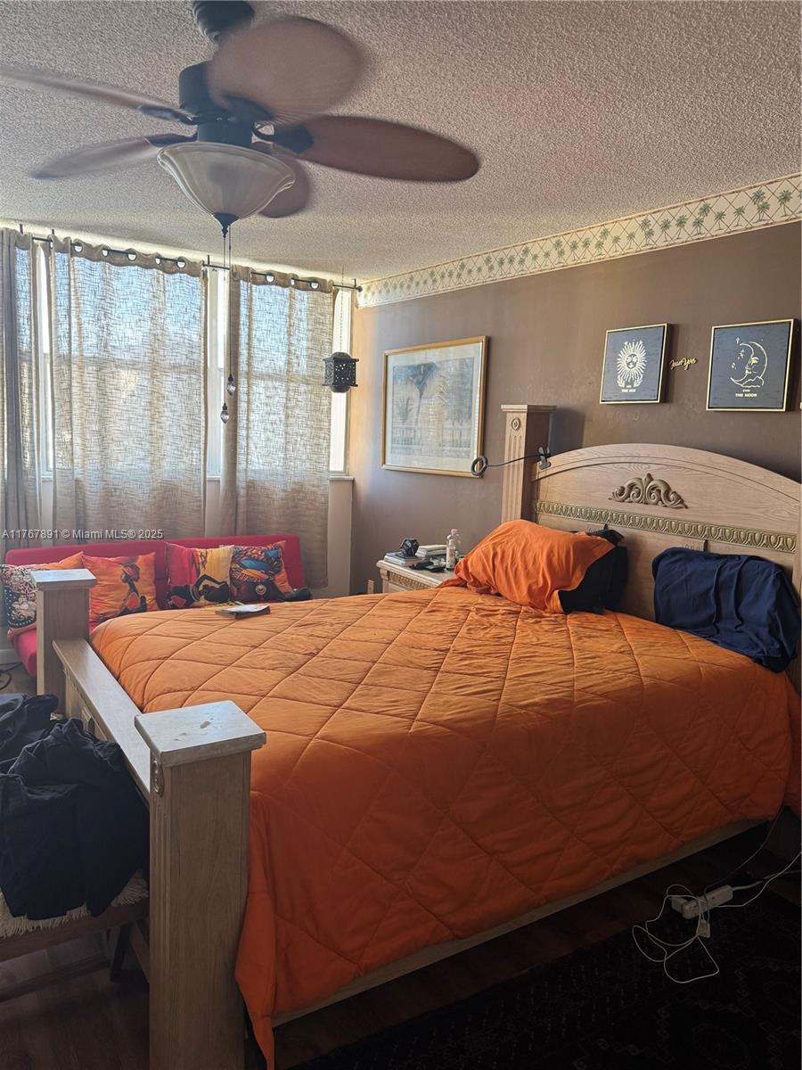 LAKE POINT TOWER CONDOMIN - Residential Lease