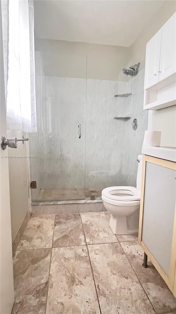 BARBICAN CONDO - Residential