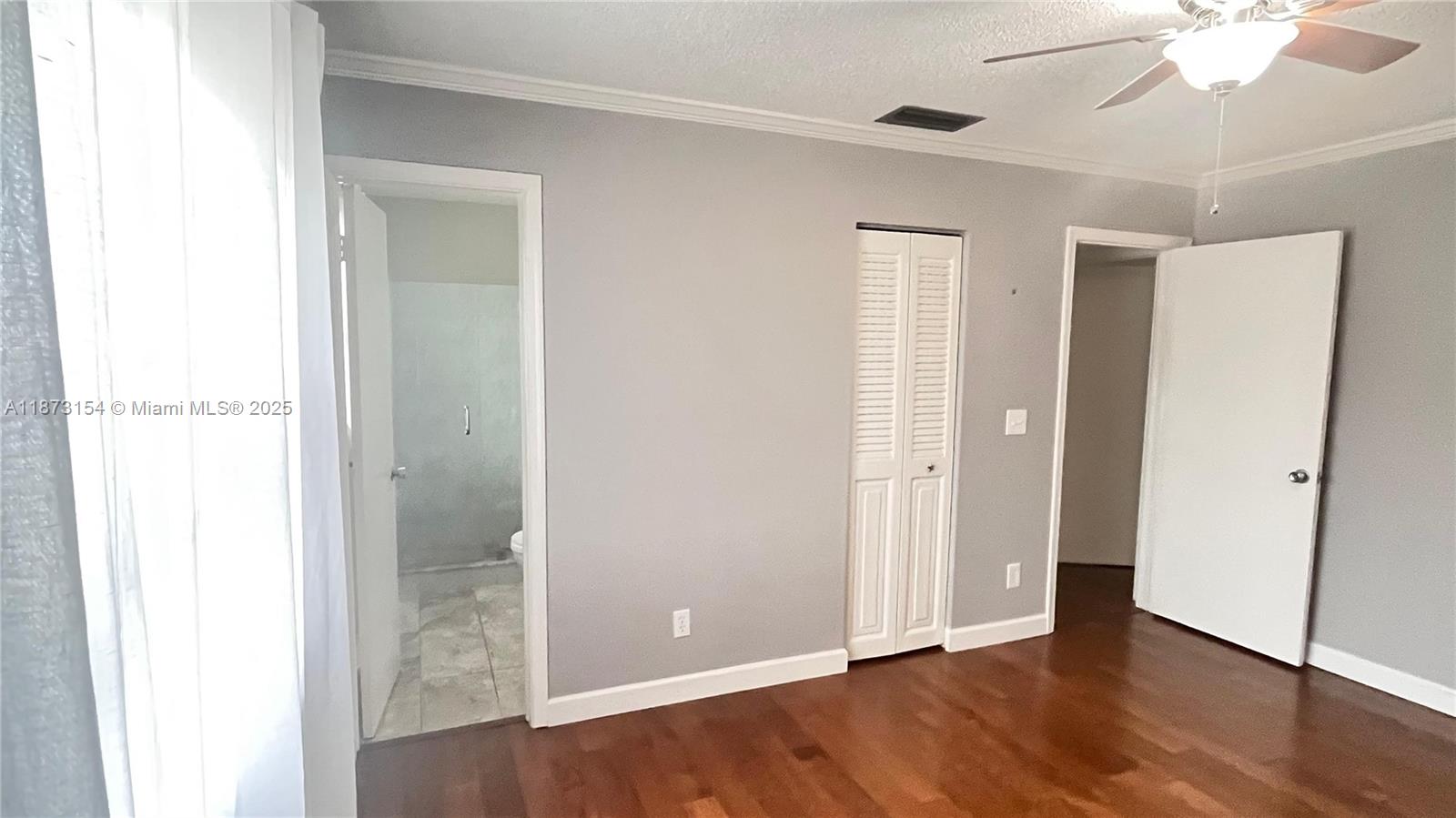 BARBICAN CONDO - Residential