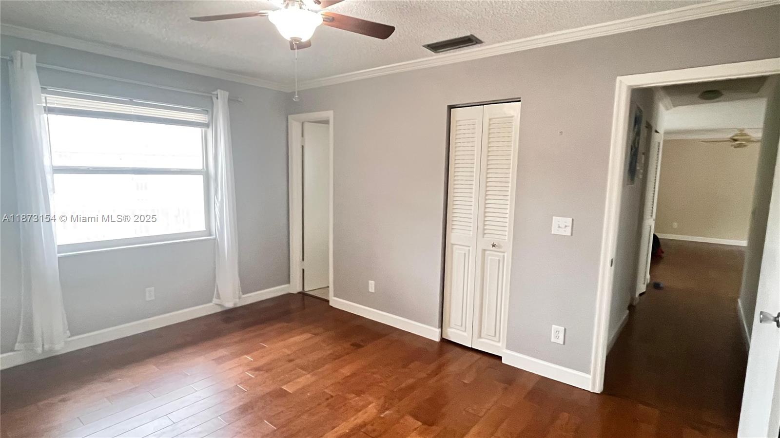 BARBICAN CONDO - Residential