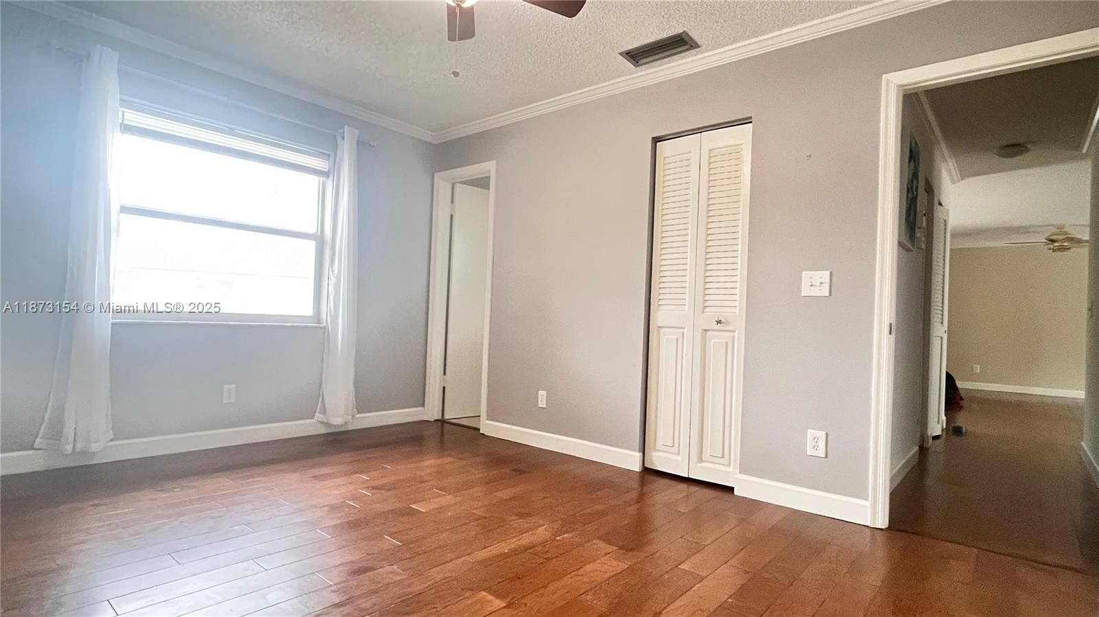 BARBICAN CONDO - Residential