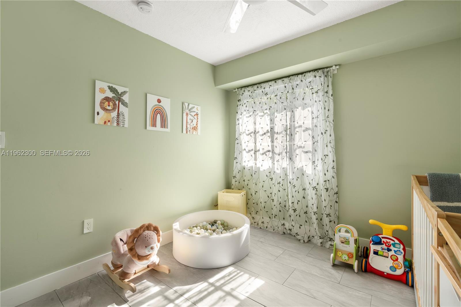 AVENTI AT AVENTURA CONDO - Residential