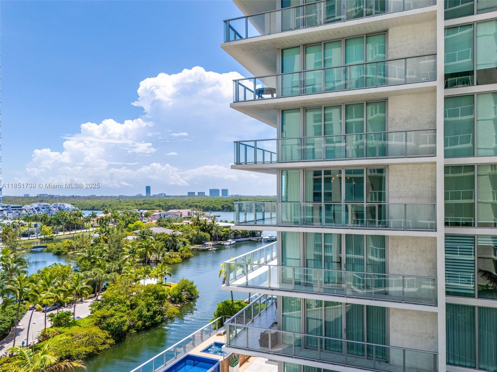 PARQUE TOWERS CONDO - Residential