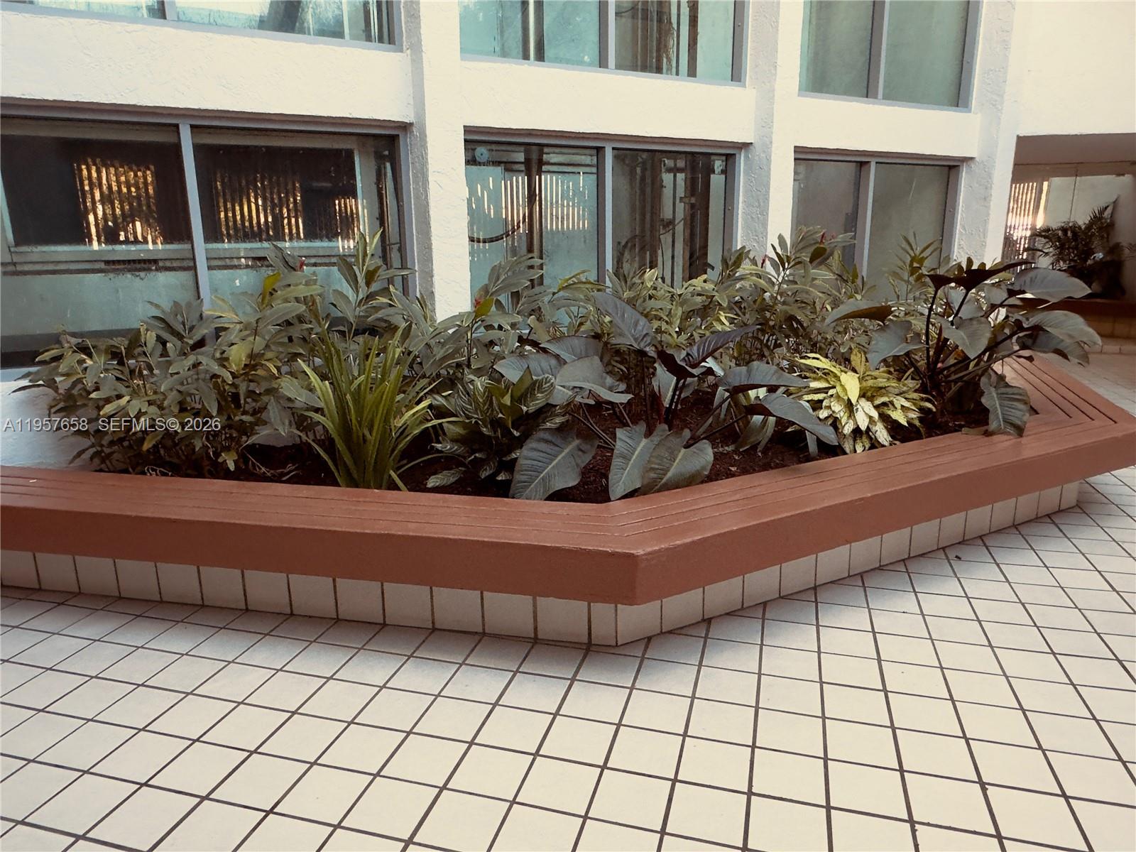 INTERNATIONAL PARK CONDO - Residential Lease