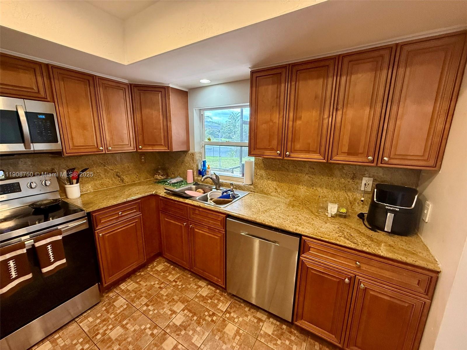 COOPER COLONY ESTATES SEC - Residential