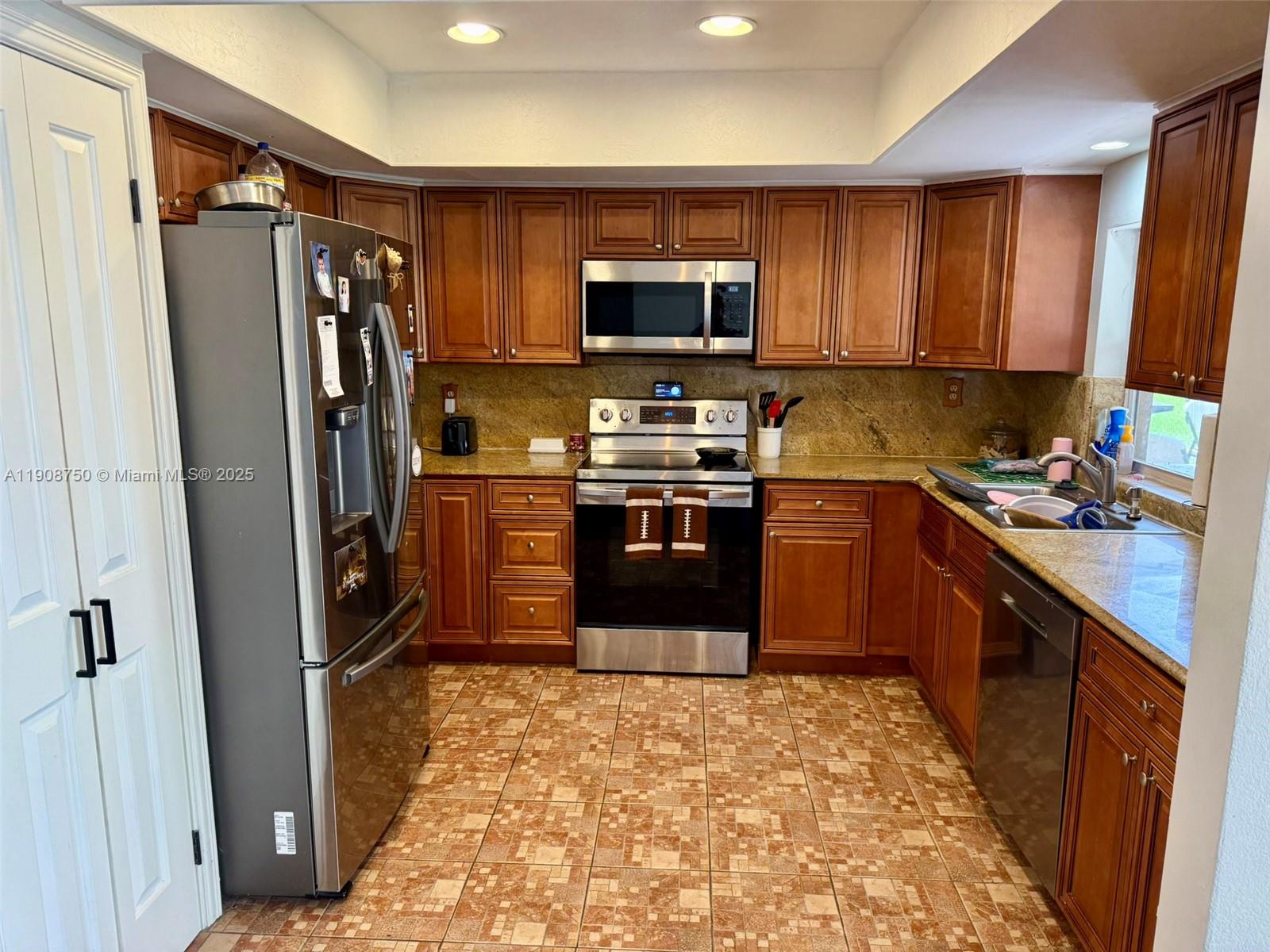 COOPER COLONY ESTATES SEC - Residential