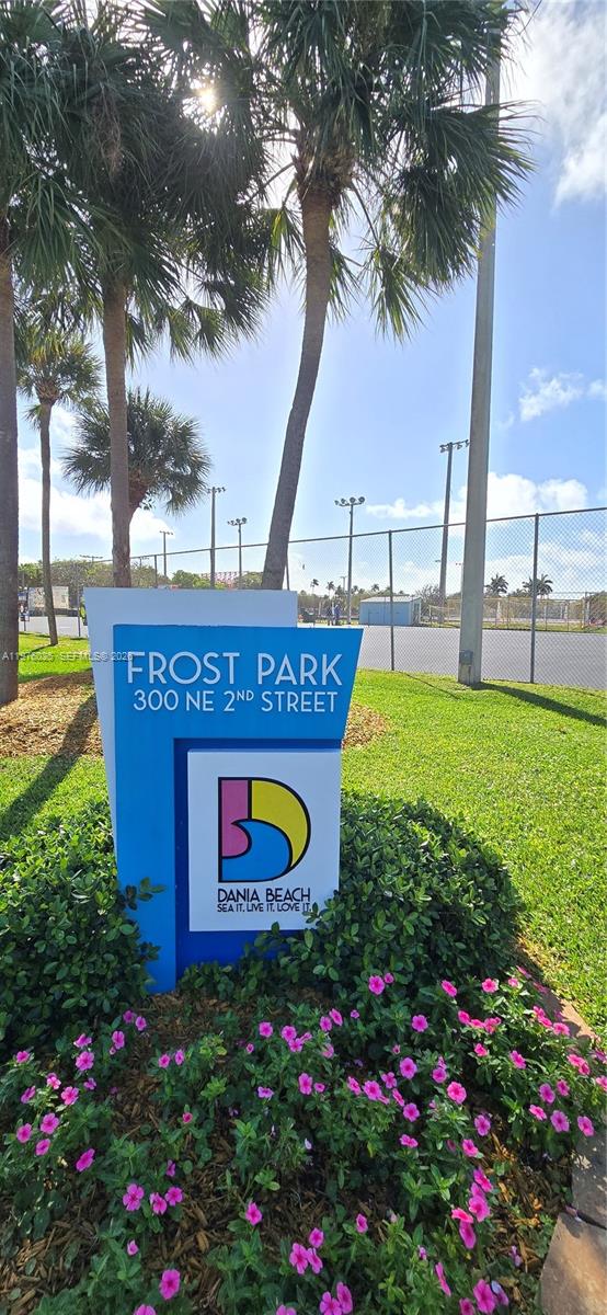 VICTORIA VILLAS - Residential Lease