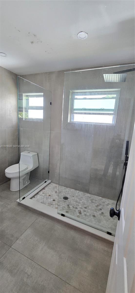 VICTORIA VILLAS - Residential Lease