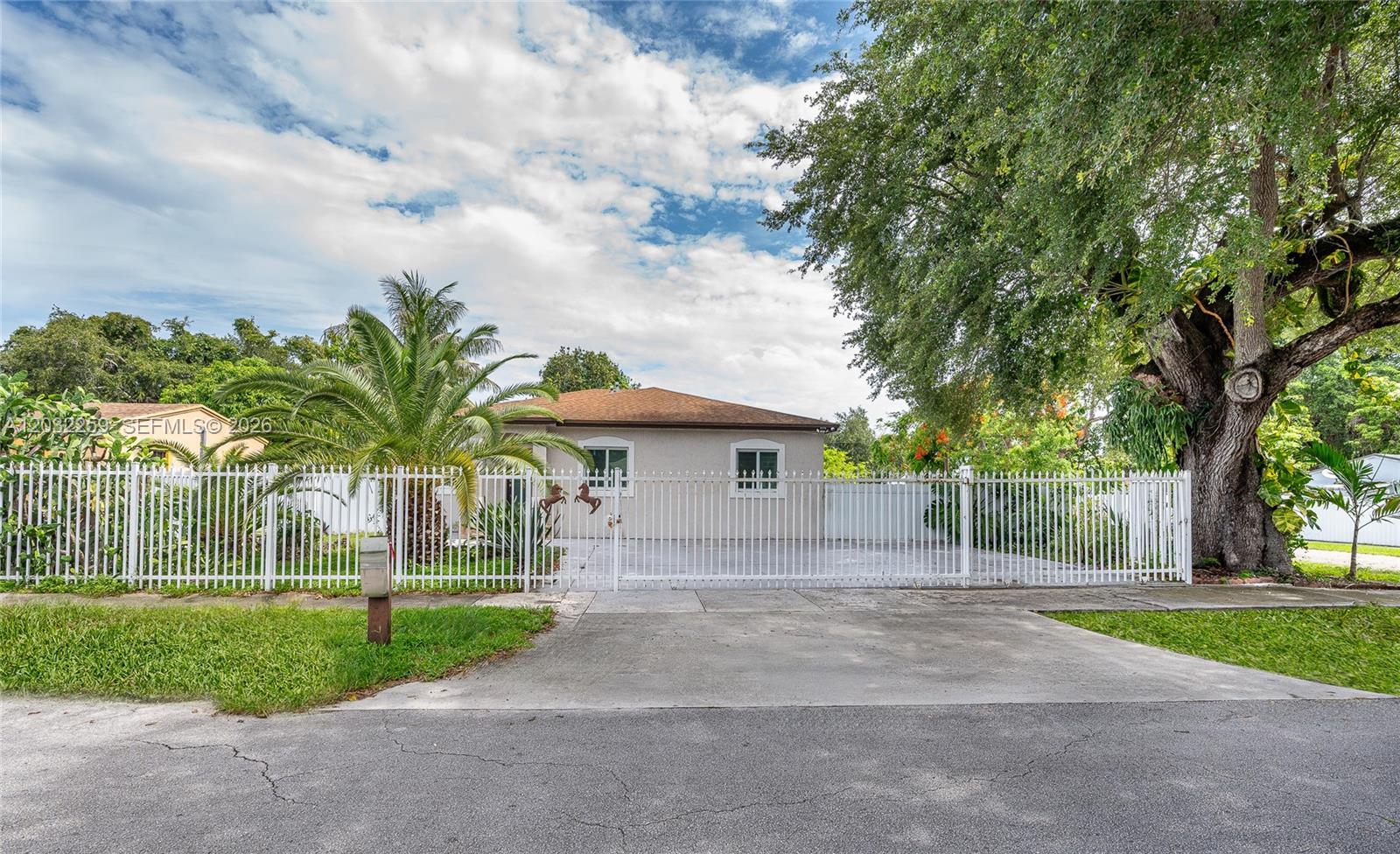 1507 NW 100th St - Image 1