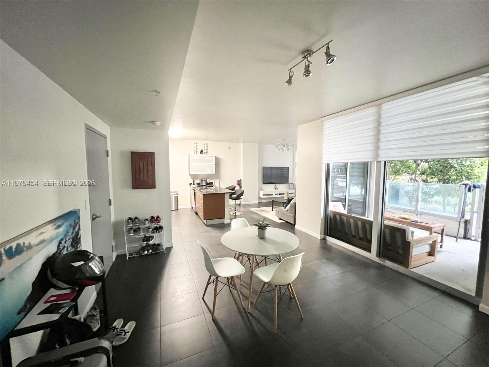 3451 NE 1st Ave M0708