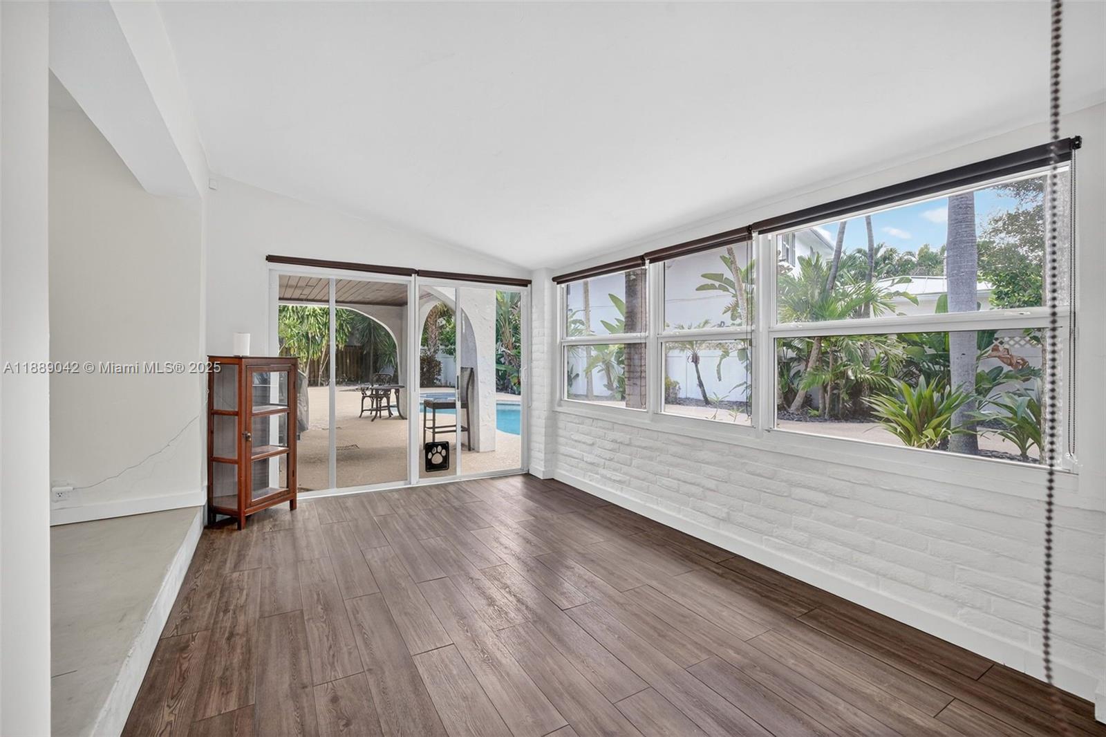 TARPON RIVER - Residential