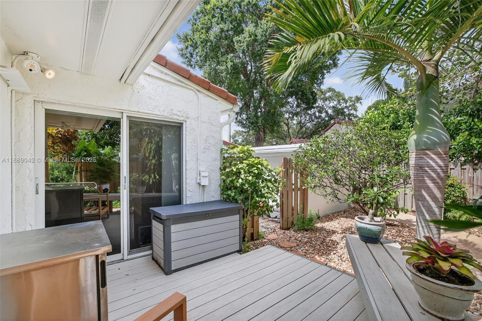 TARPON RIVER - Residential