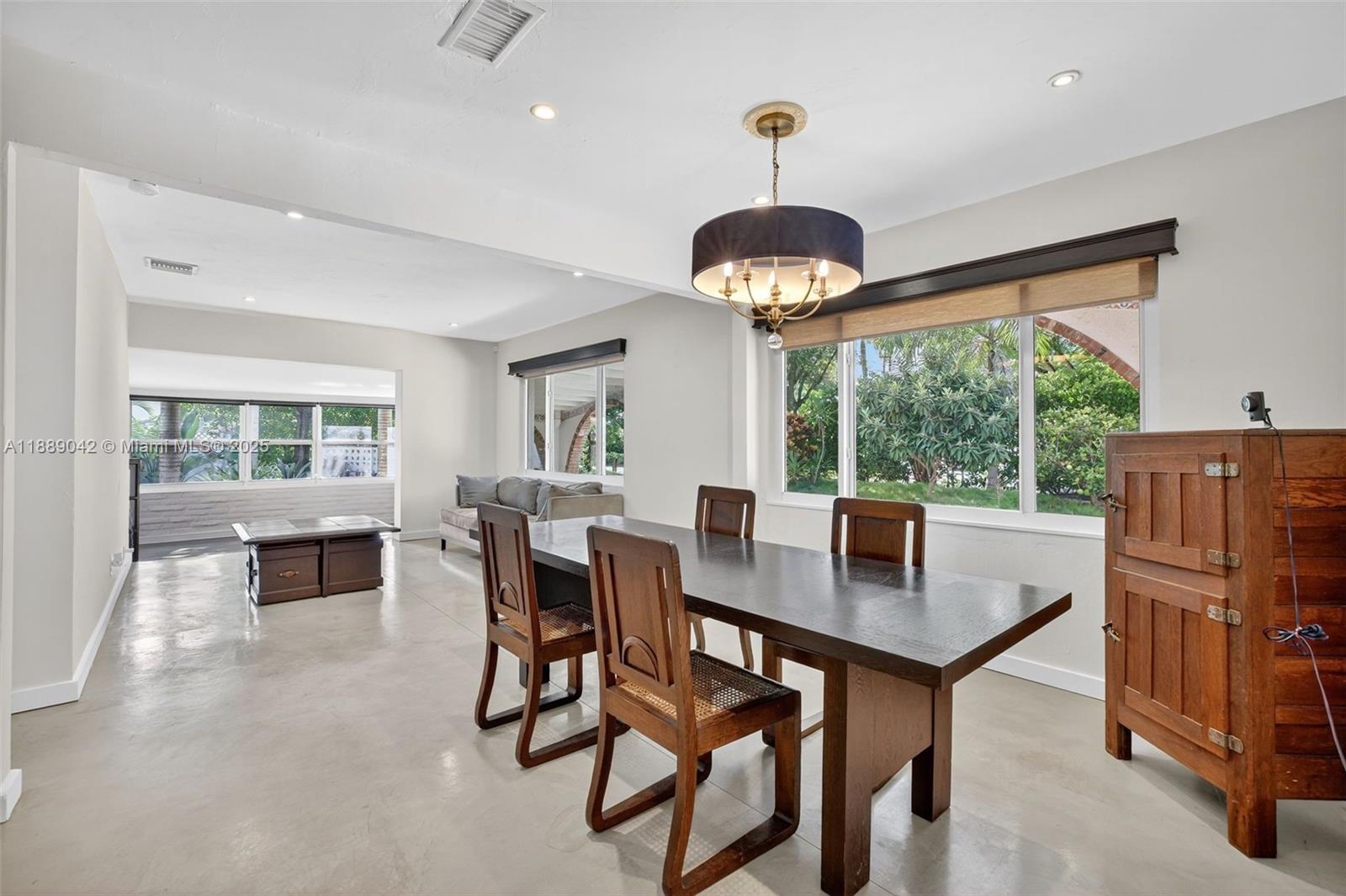 TARPON RIVER - Residential