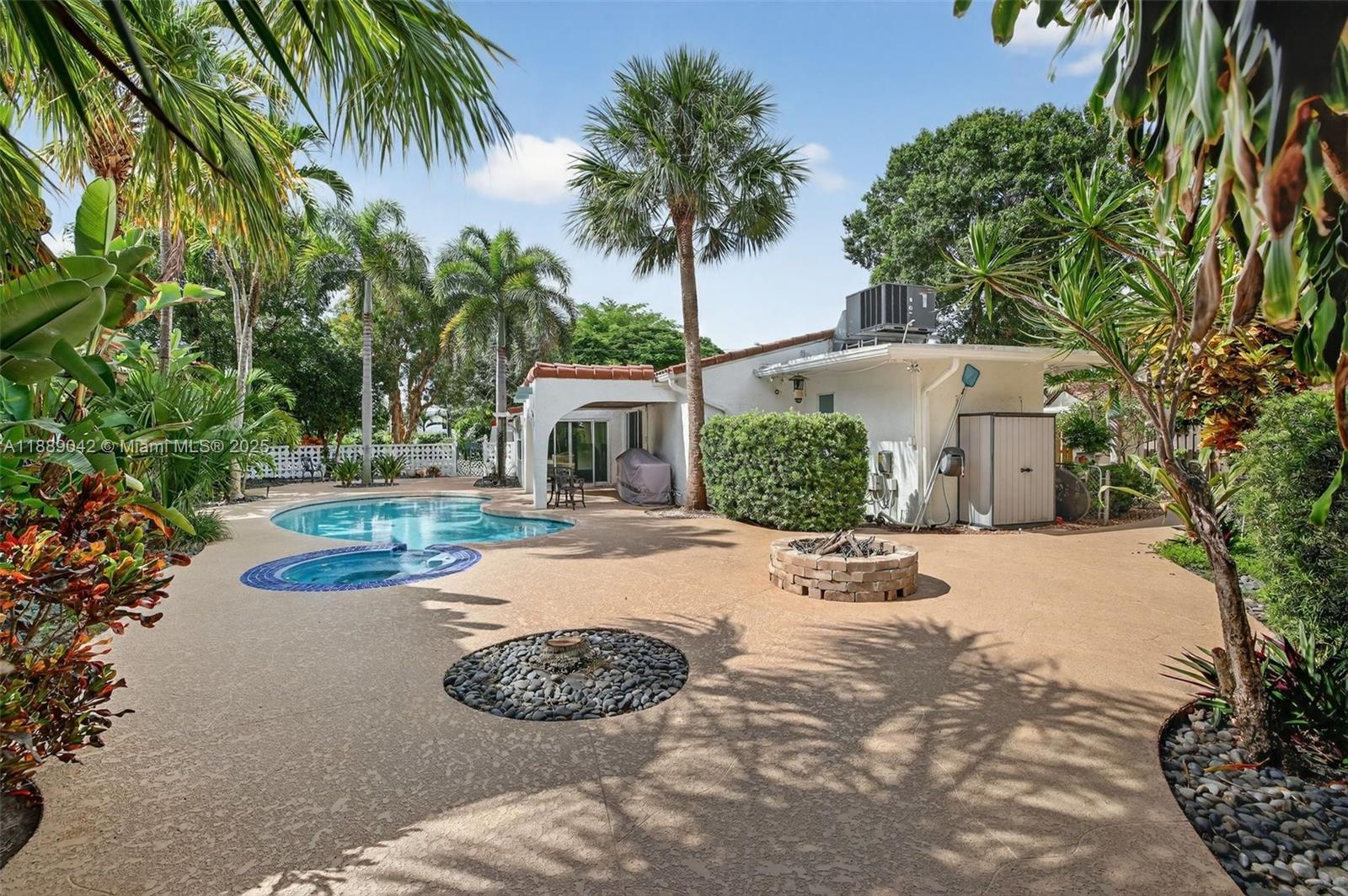 TARPON RIVER - Residential