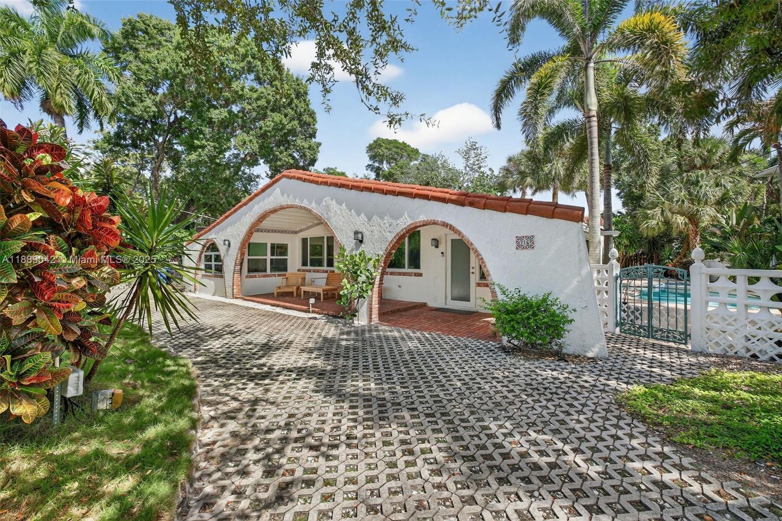 TARPON RIVER - Residential