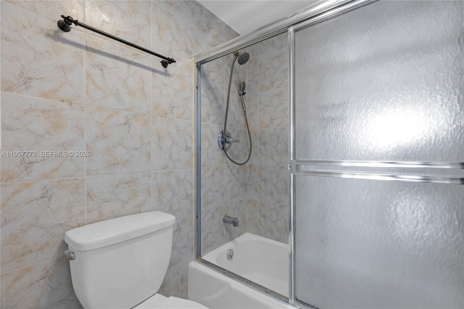 ARLEN HOUSE CONDO - Residential