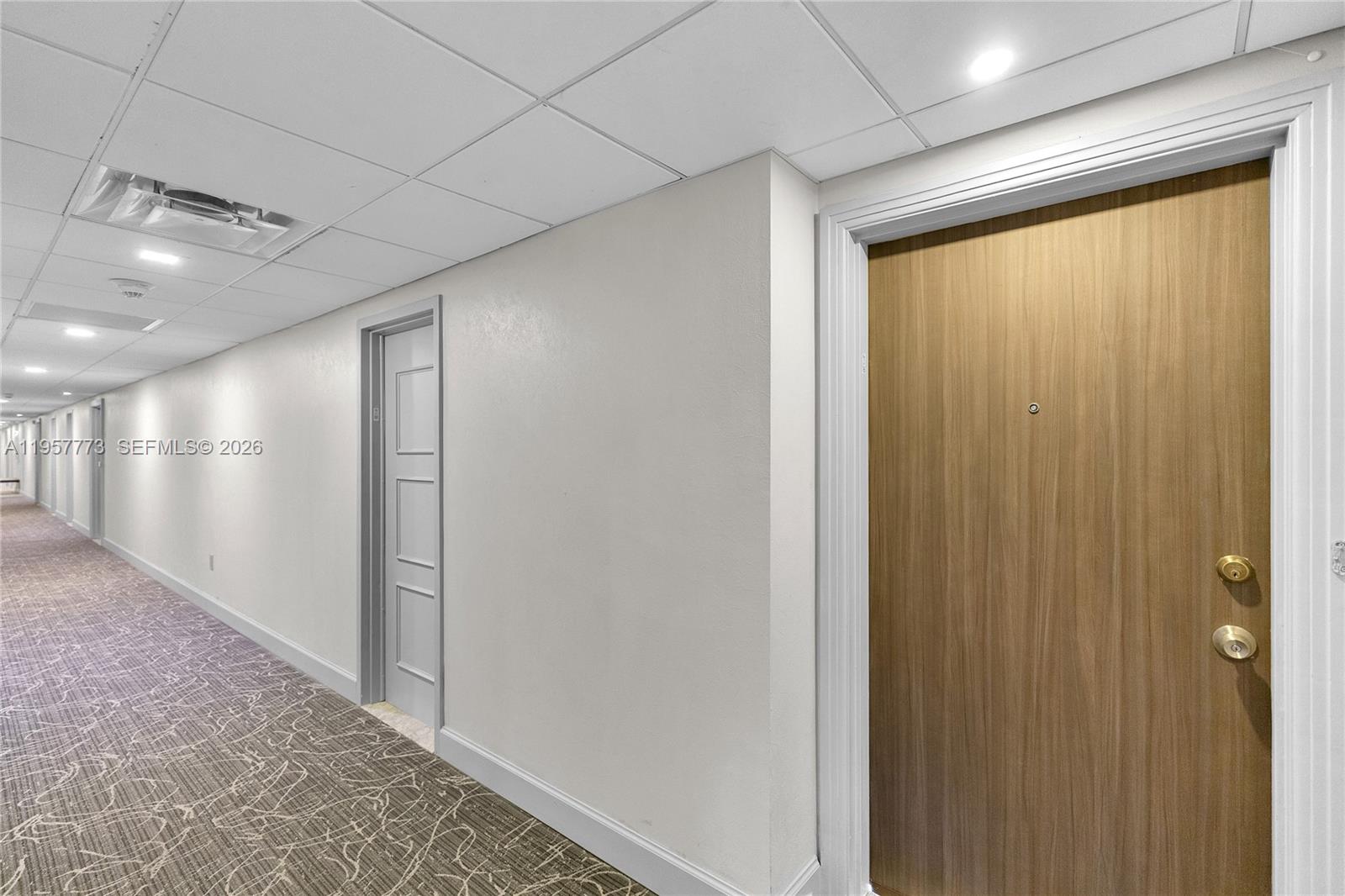 ARLEN HOUSE CONDO - Residential