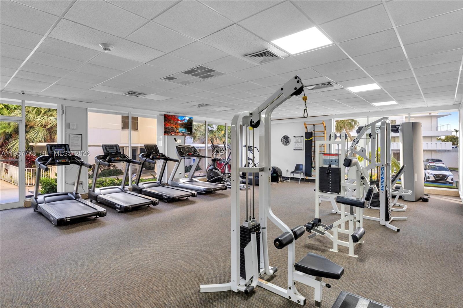 ARLEN HOUSE CONDO - Residential