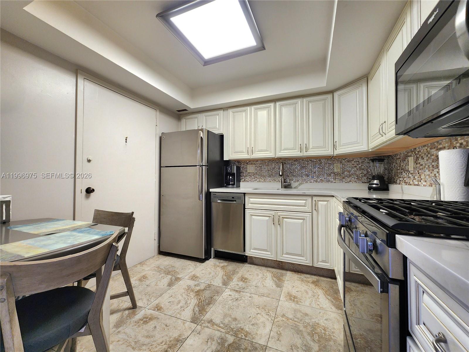 PARKER PLAZA CONDO ESTATE - Residential