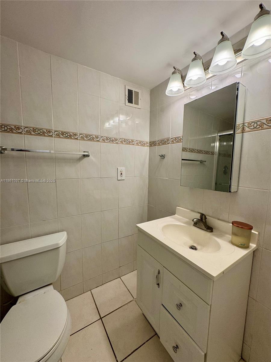 KENNEDY HOUSE CONDO - Residential Lease