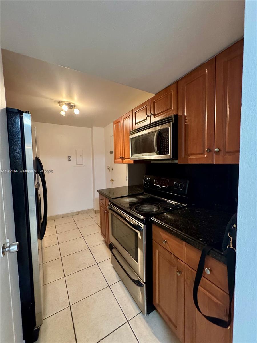 KENNEDY HOUSE CONDO - Residential Lease